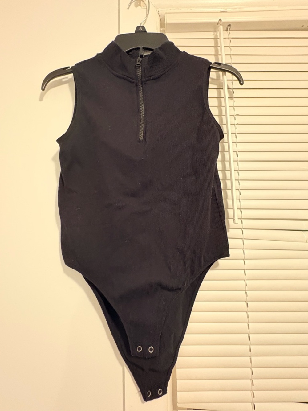 Kids Black Sleeveless Zip-Front One-Piece Bodysuit